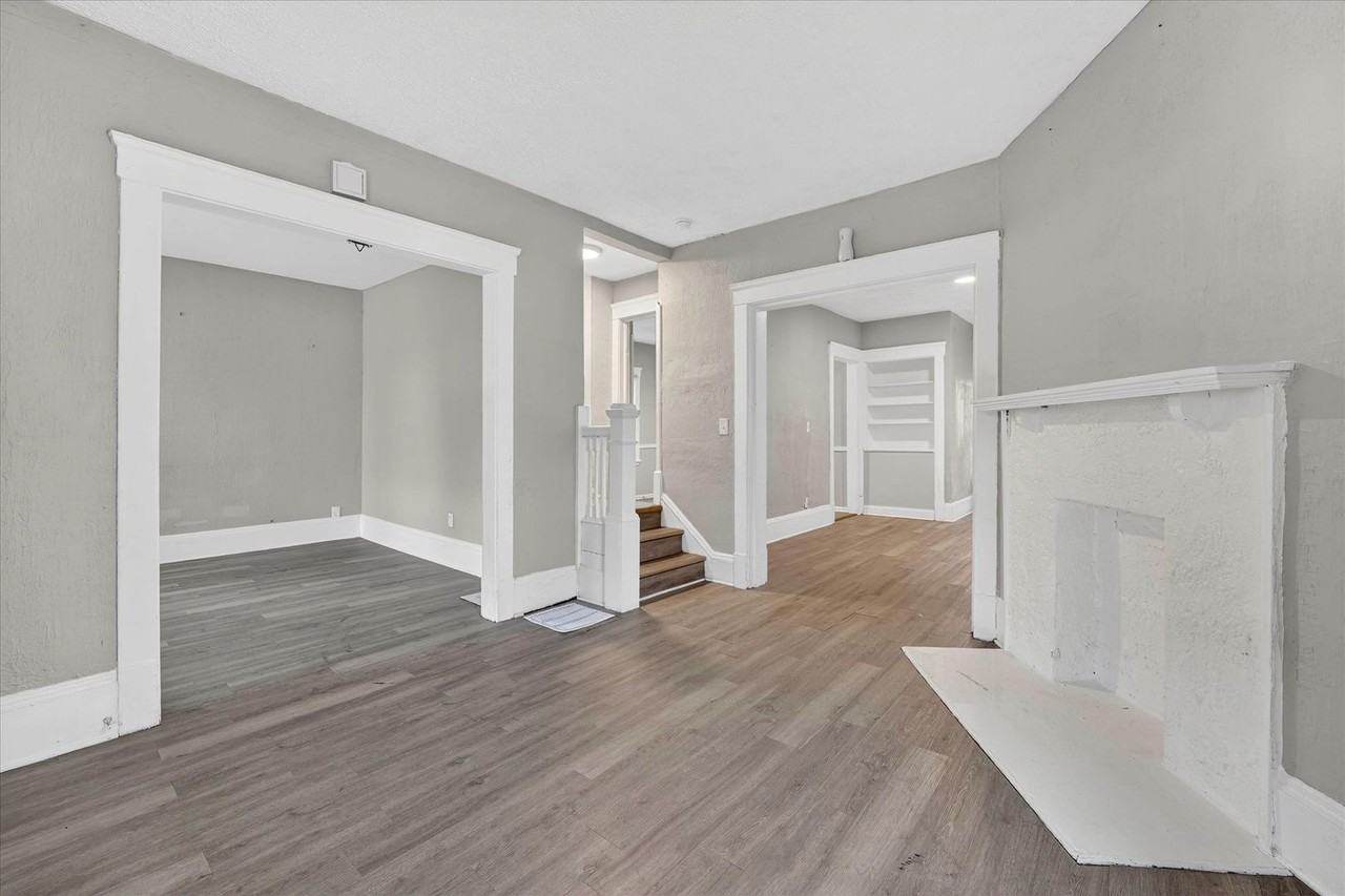 11404 Orville Ave - Photo 3 of 36