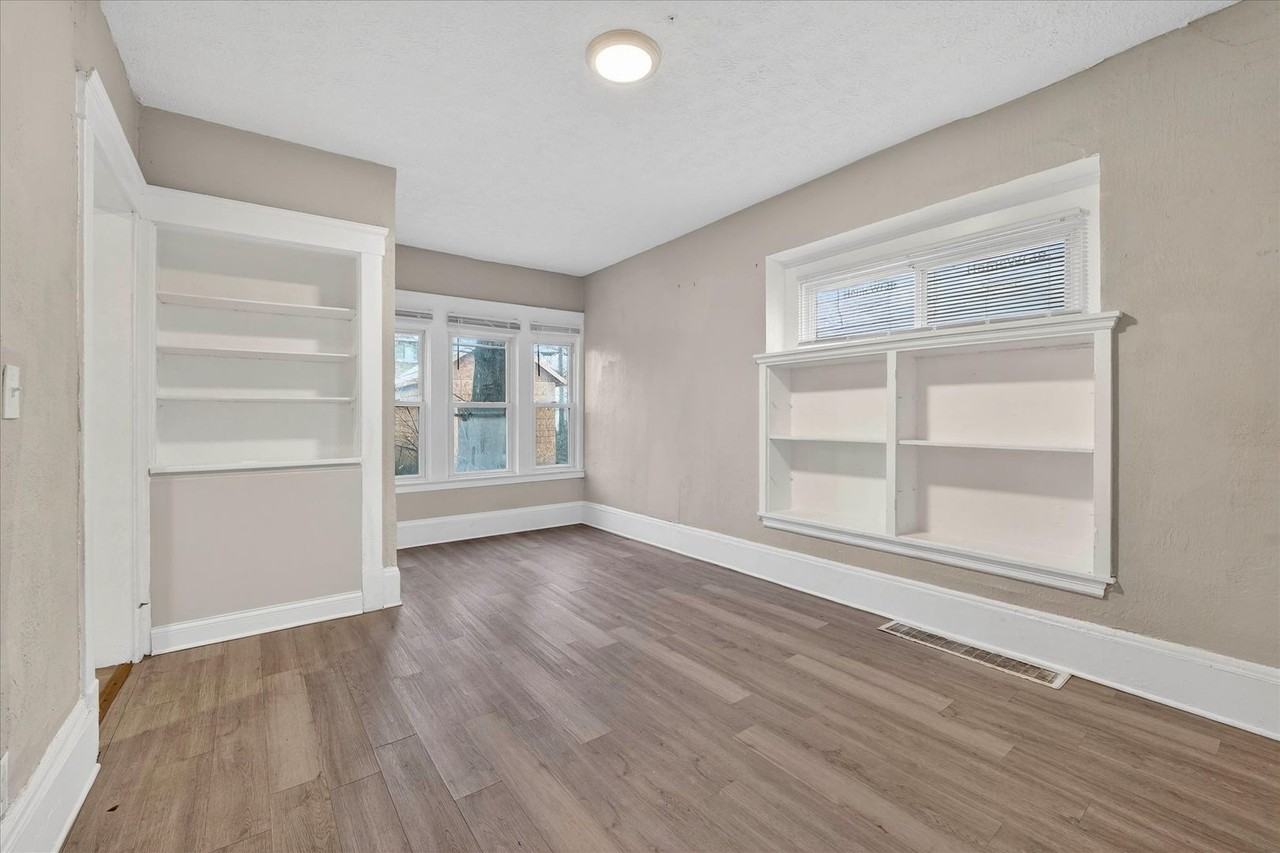 11404 Orville Ave - Photo 7 of 36