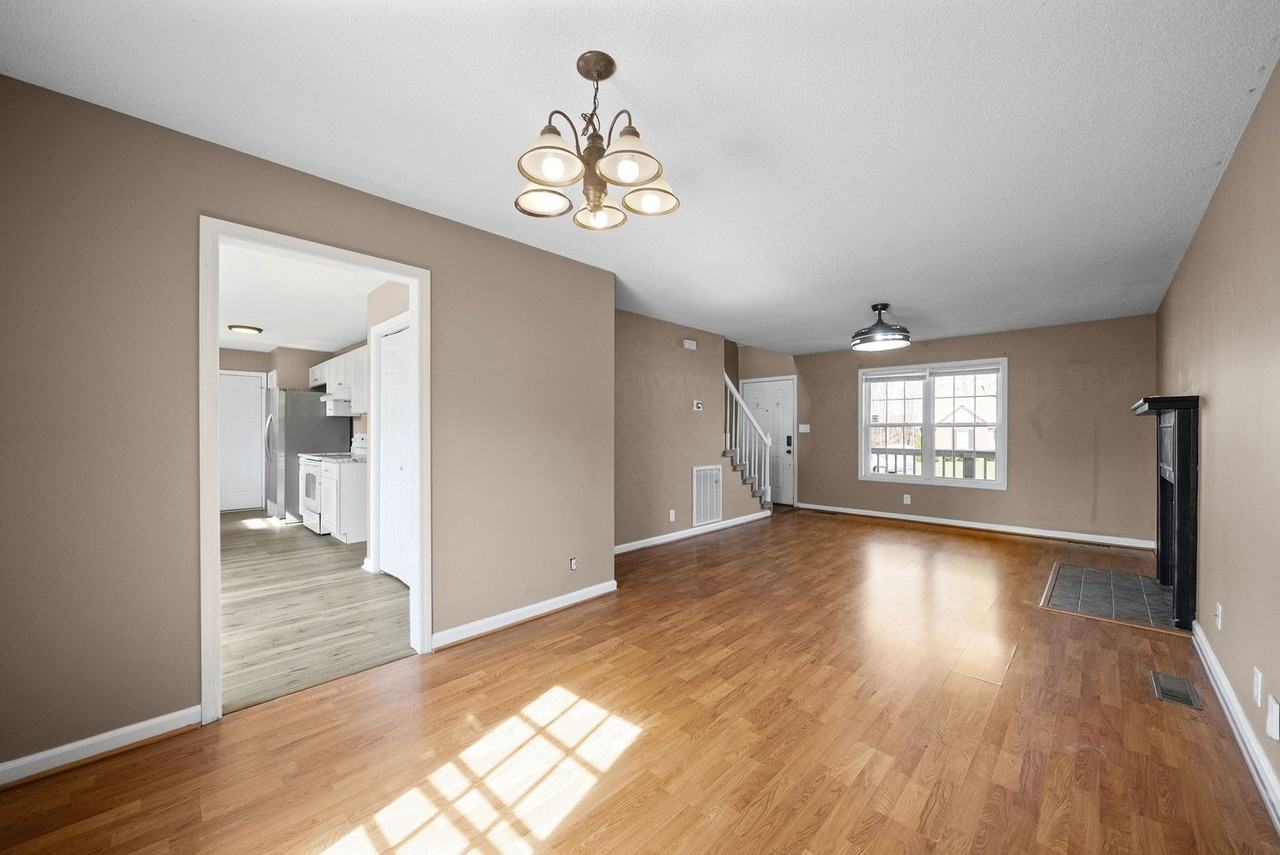 382 Brook Mead Dr - Photo 6 of 28