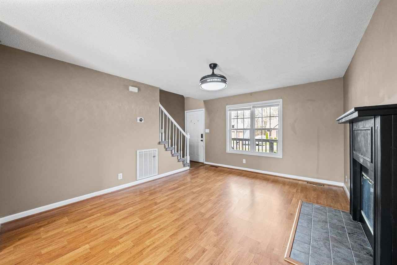 382 Brook Mead Dr - Photo 7 of 28