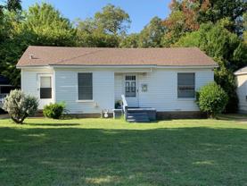 2621 Alexander Ave - Photo 1 of 1