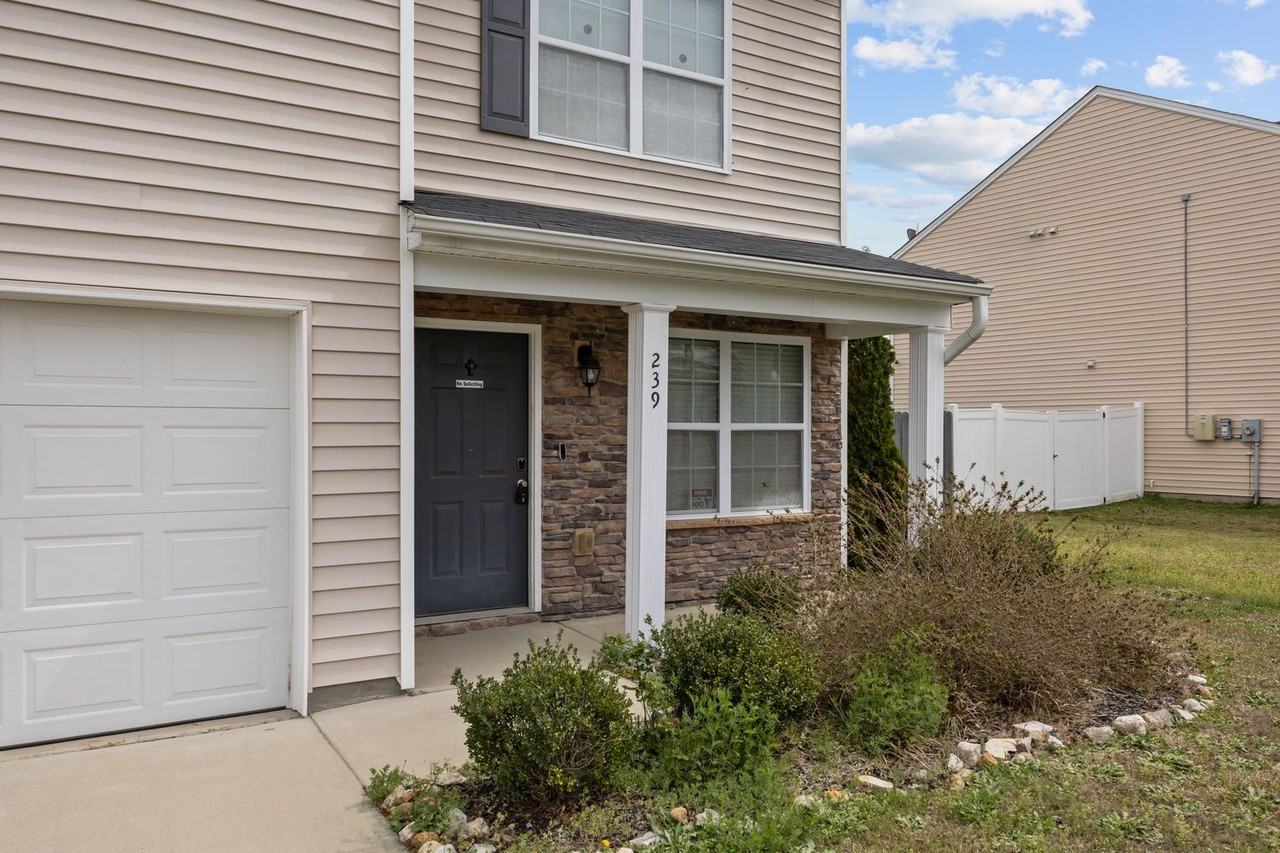 239 Battery Way - Photo 2 of 49