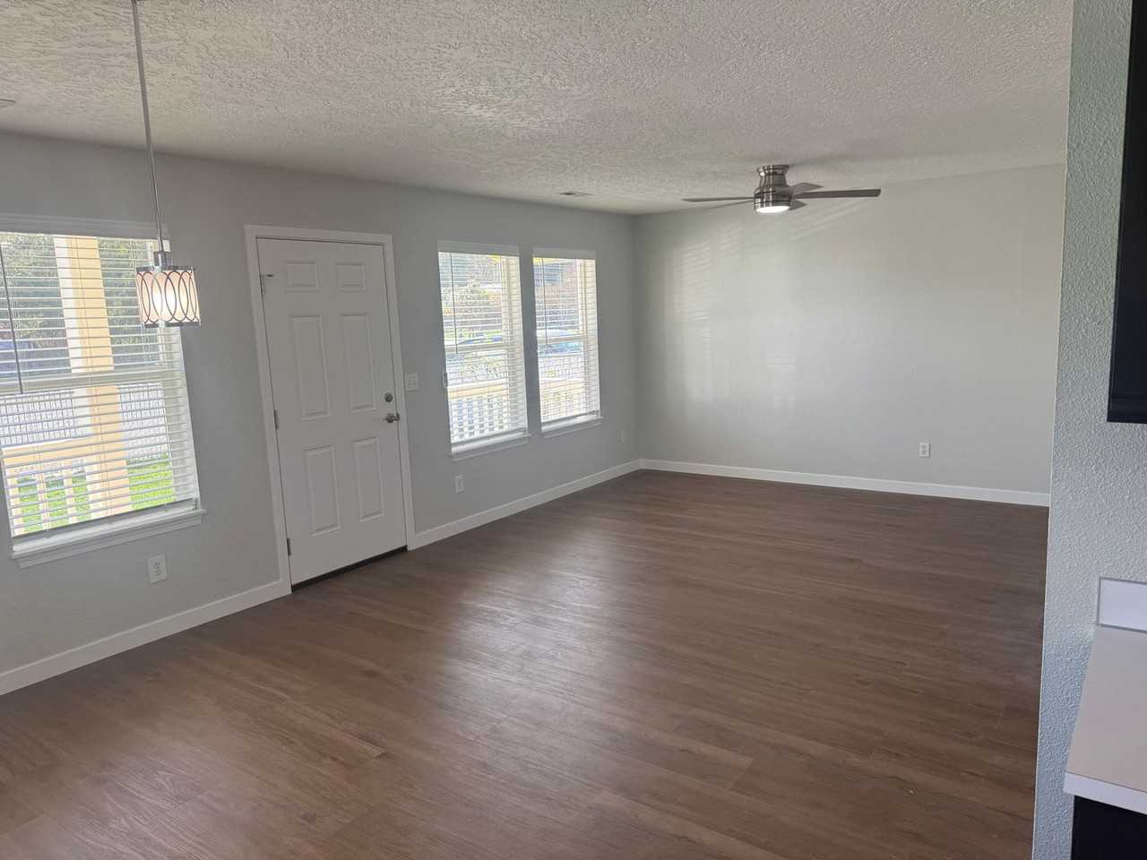 119 N 29th Pl - Photo 6 of 12