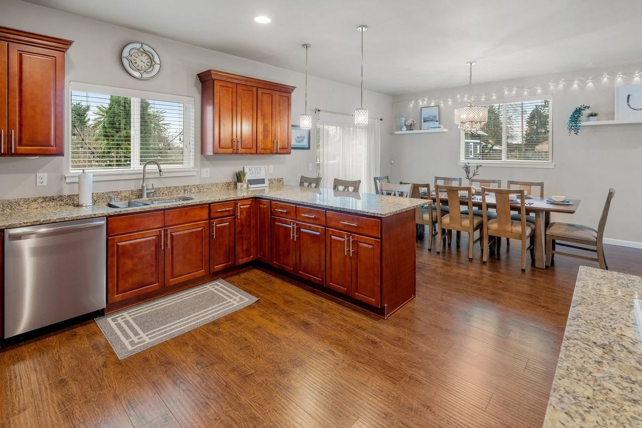 1419 S Prospect St - Photo 6 of 16