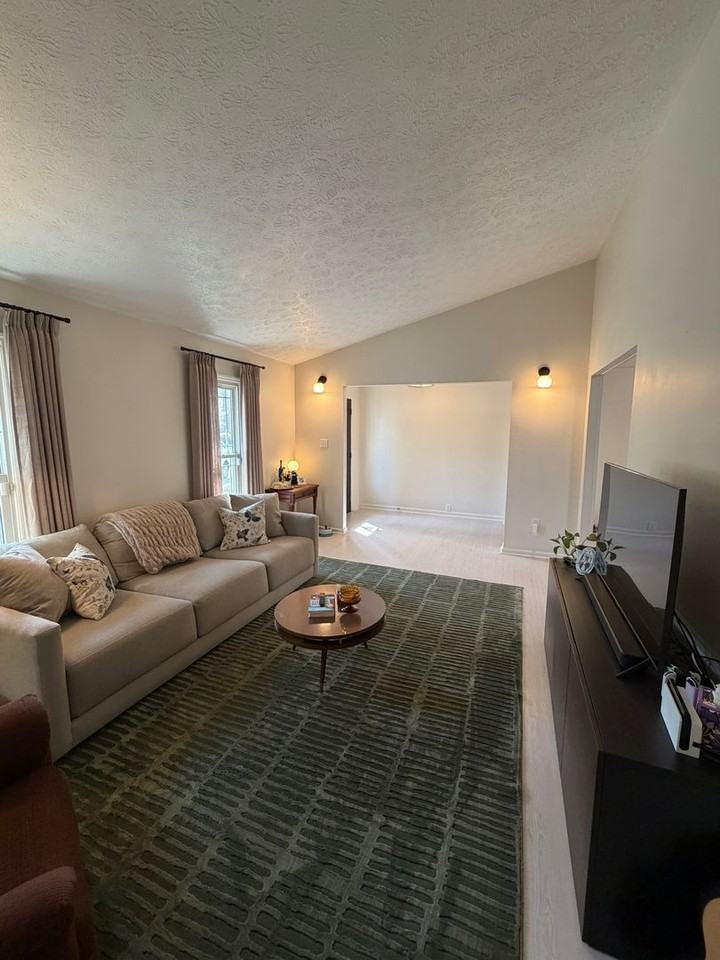 7031 Darnell St - Photo 2 of 19