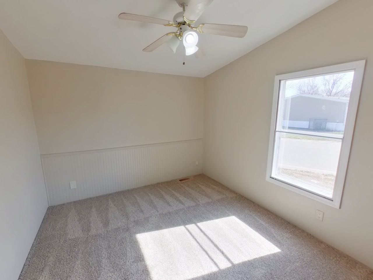 2320 E Macarthur Rd Lot A37 - Photo 7 of 11