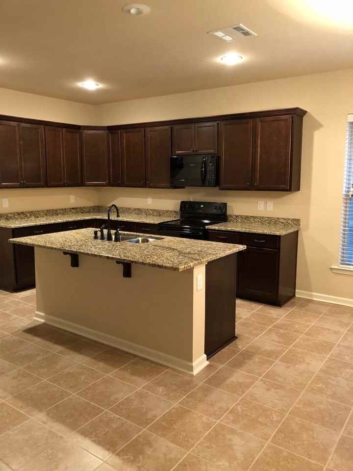 1040 Deer Pass Dr - Photo 2 of 19