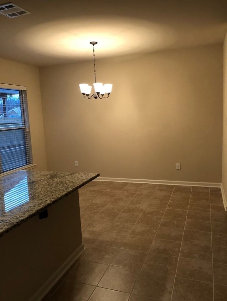 1040 Deer Pass Dr - Photo 3 of 19