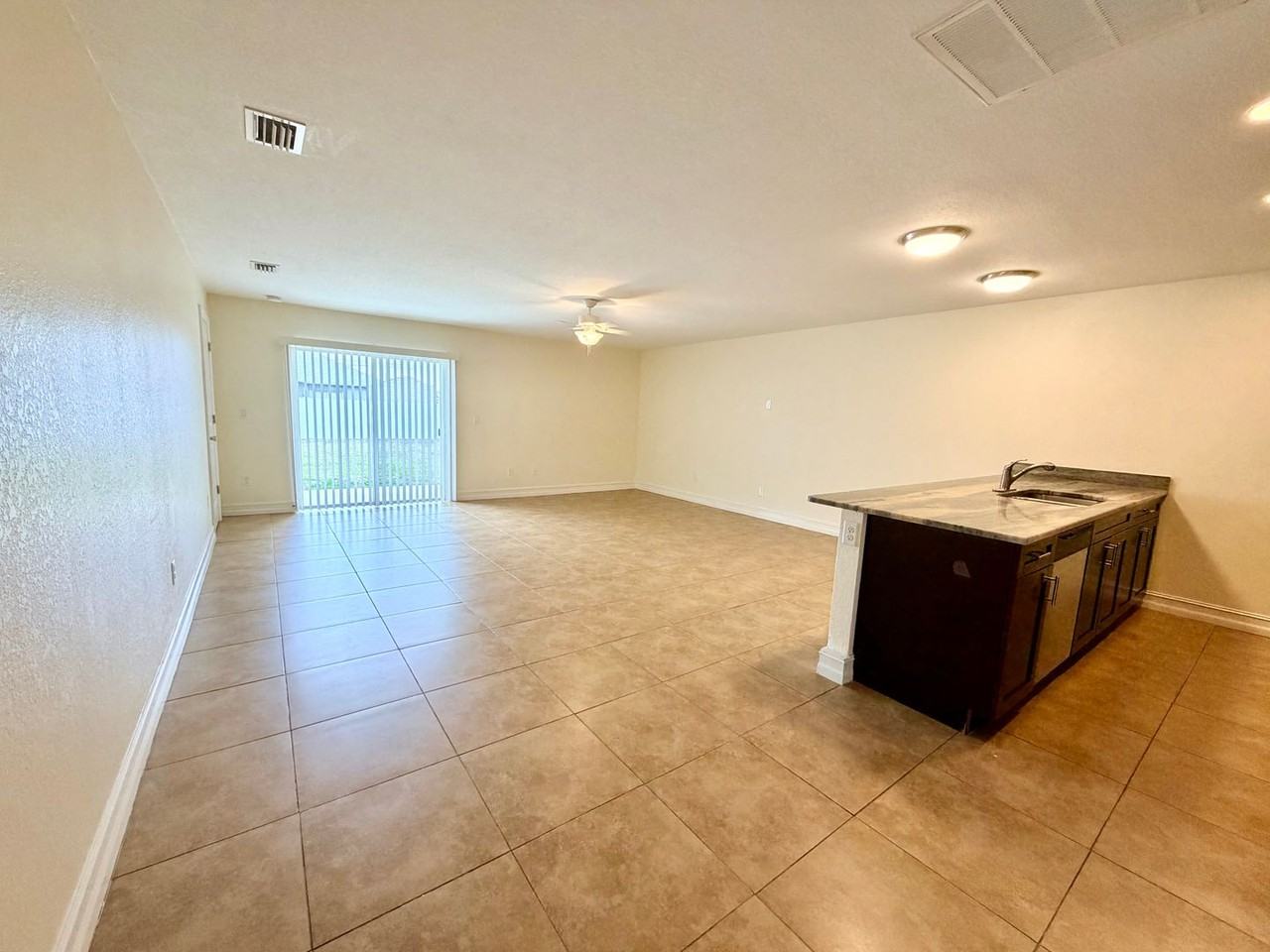 503 Hancock Bridge Pkwy - Photo 6 of 19