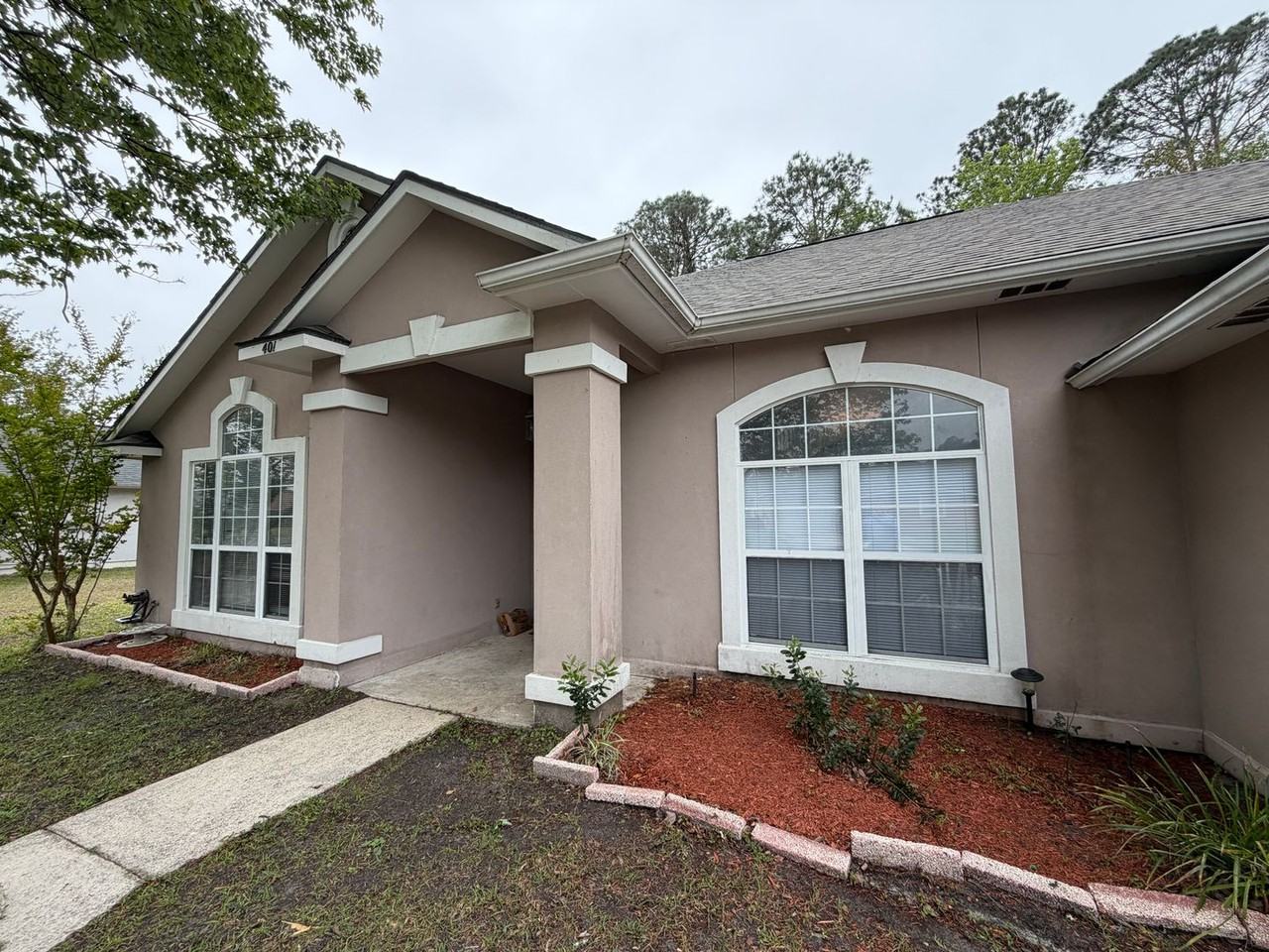 401 Wild Grape Dr - Photo 3 of 28