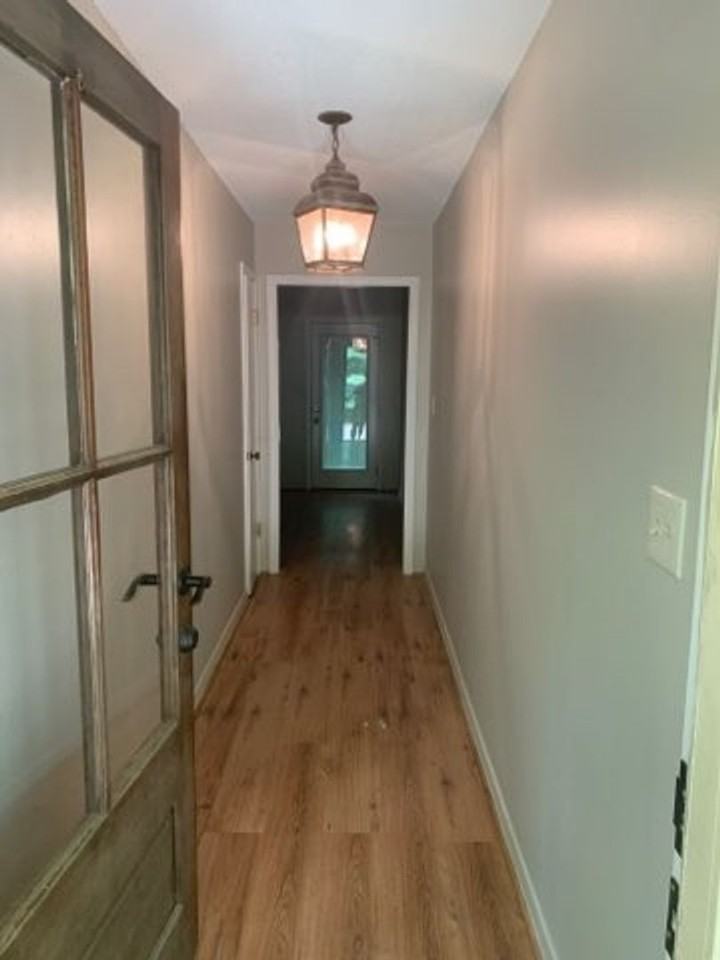 215 Britton Dr - Photo 5 of 21