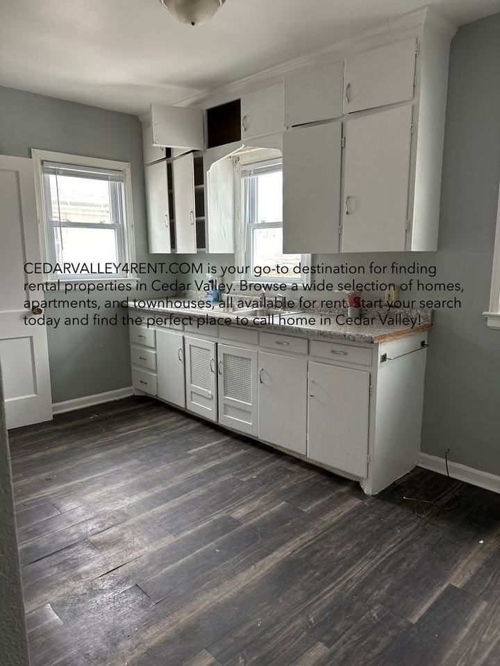 646 Kern St - Photo 3 of 9