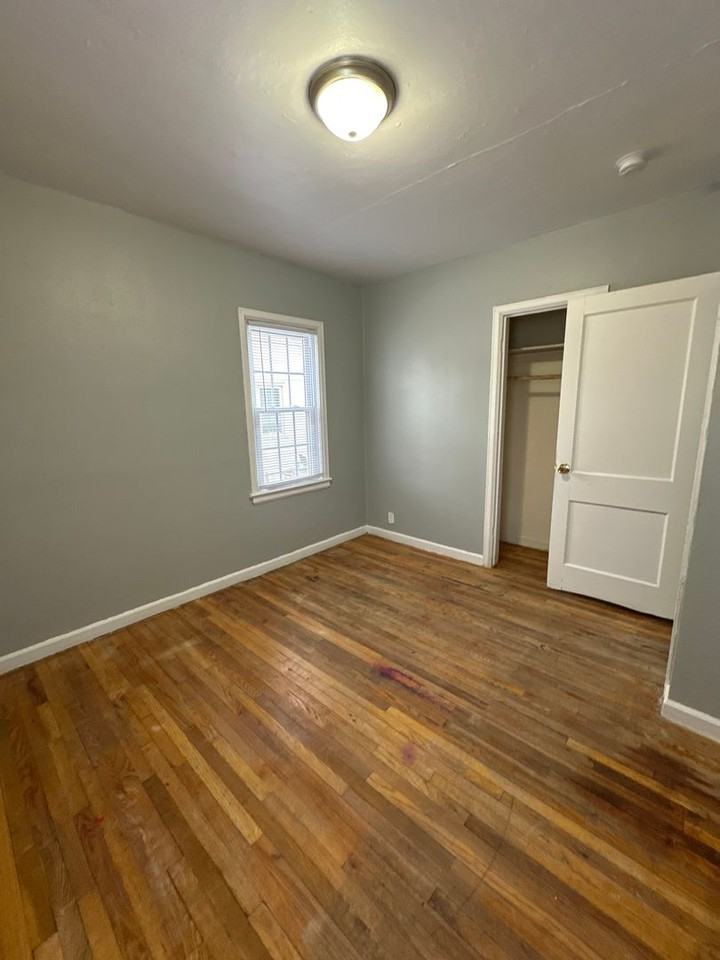 646 Kern St - Photo 5 of 9