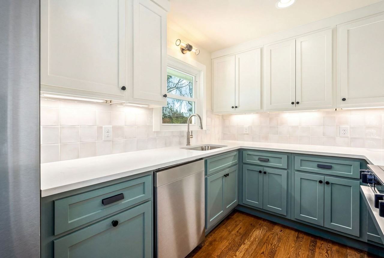 720 Harper Ave - Photo 5 of 18