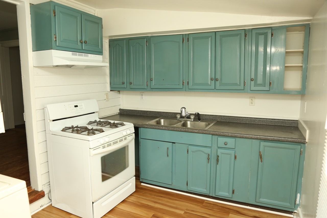 920 Anderson St - Photo 2 of 36