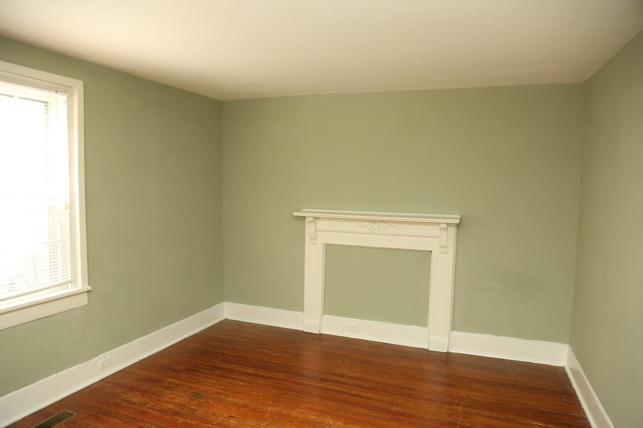 920 Anderson St - Photo 4 of 36
