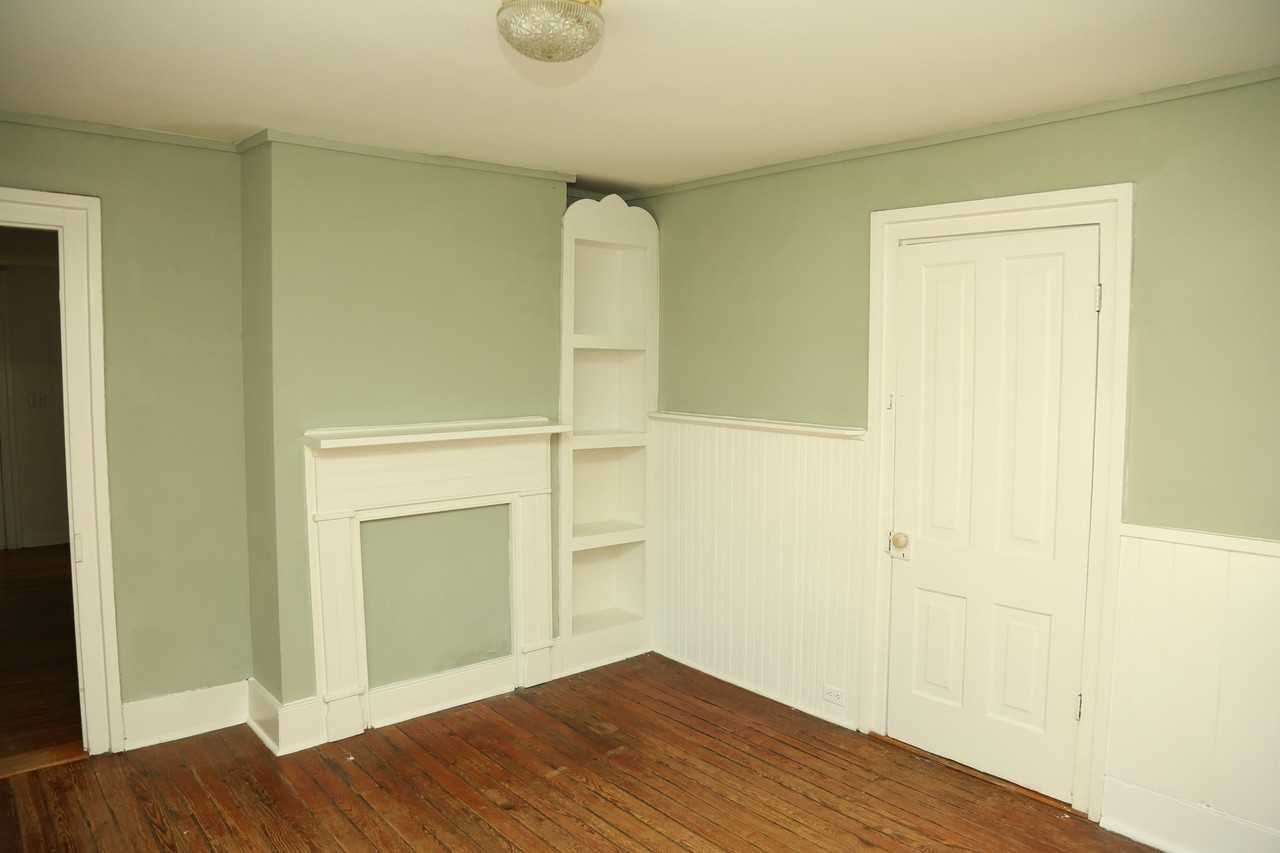 920 Anderson St - Photo 5 of 36