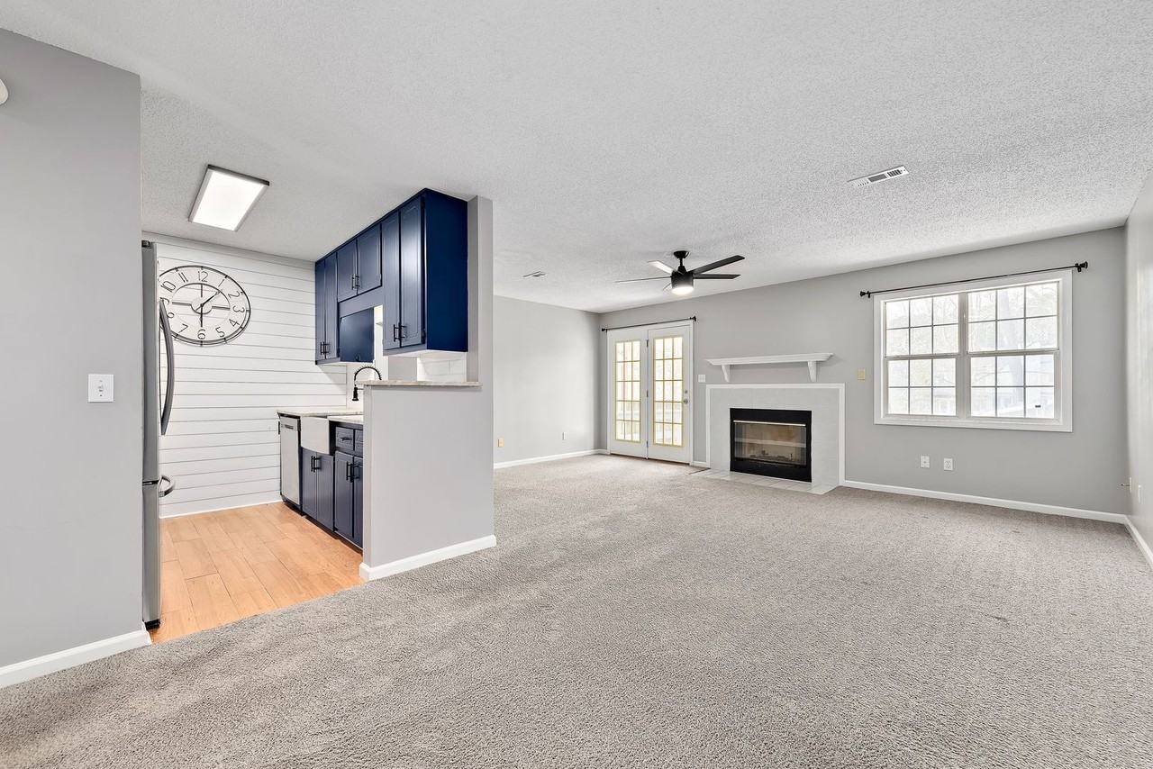 105 Pineridge Dr - Photo 6 of 18