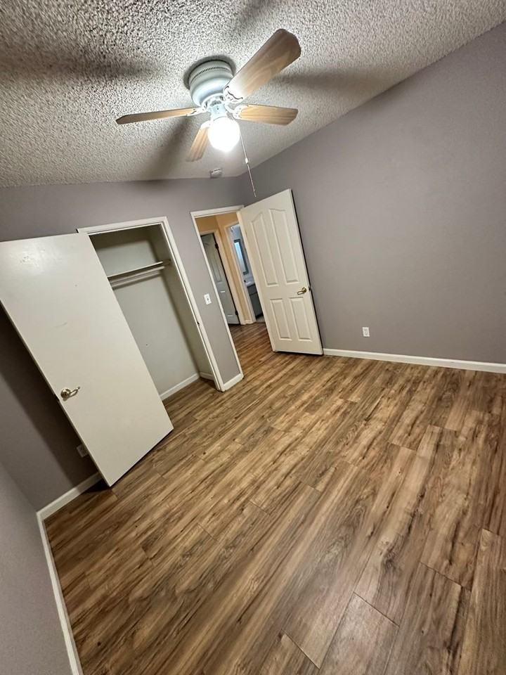 1359 Dove St - Photo 6 of 13