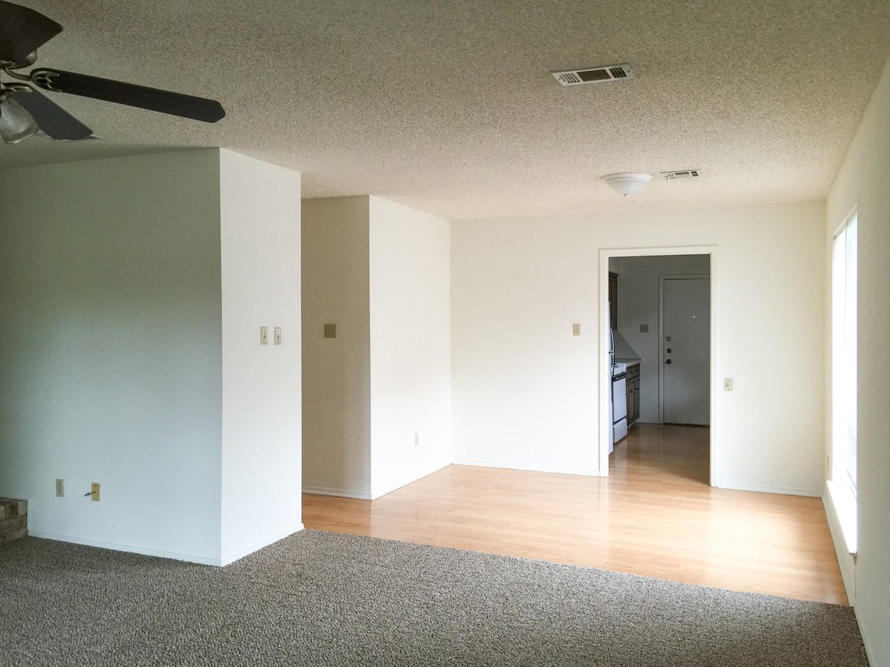 5714 Wilshire Dr - Photo 2 of 9