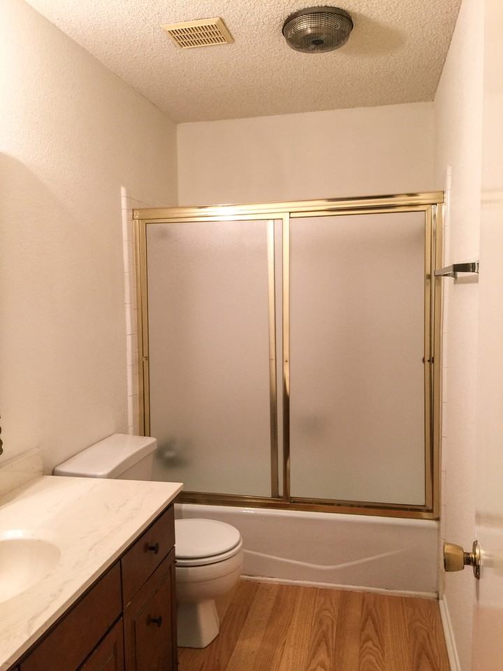 5714 Wilshire Dr - Photo 7 of 9