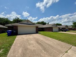 featured image of 10301B Hyacinth Ln