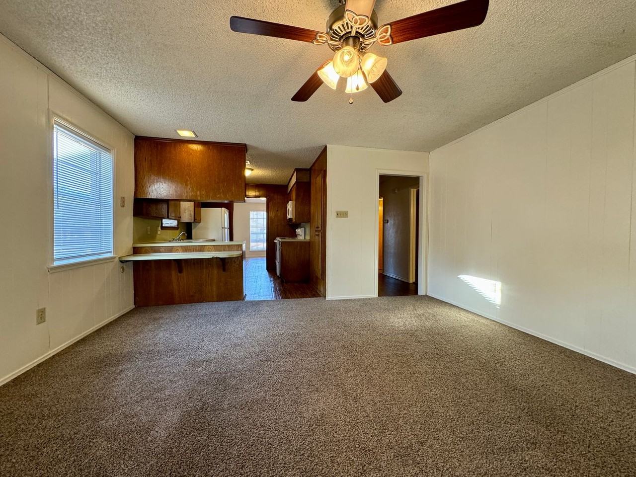 6608 Wiethorn Dr - Photo 6 of 10