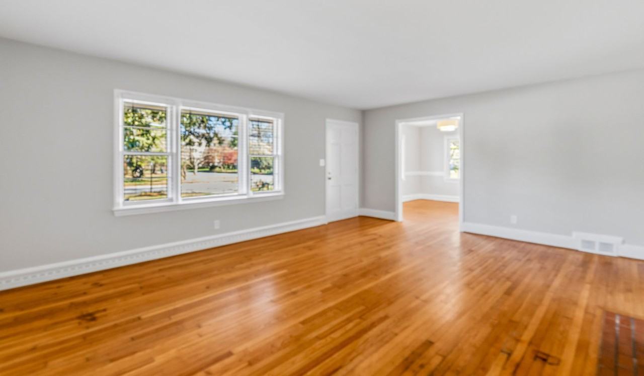 721 Westland Dr - Photo 5 of 47