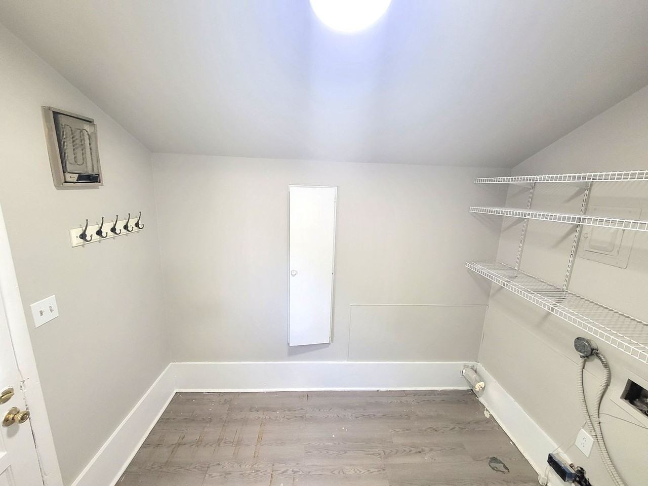 6808 Covecreek Dr - Photo 7 of 13