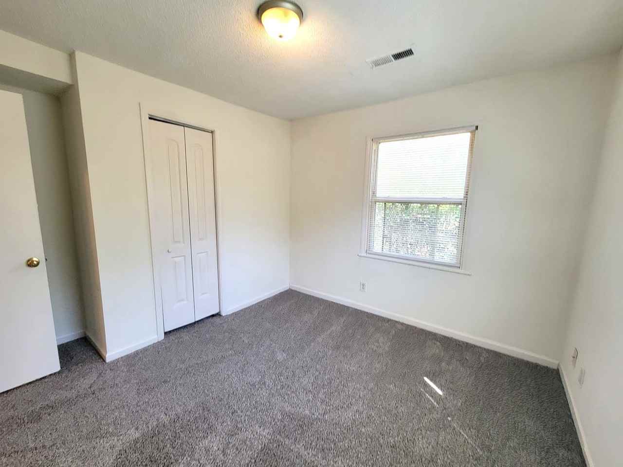 3405 Reid Ave #B - Photo 6 of 9