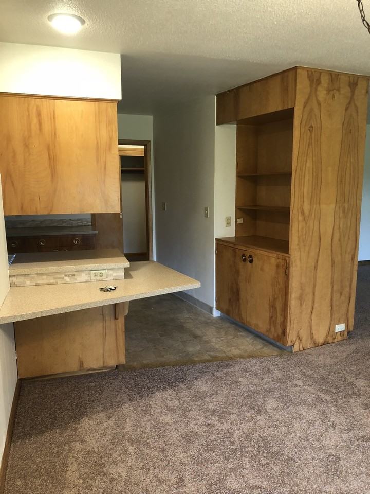 800 Ne 15th St - Photo 6 of 26