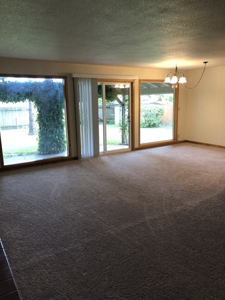 800 Ne 15th St - Photo 7 of 26