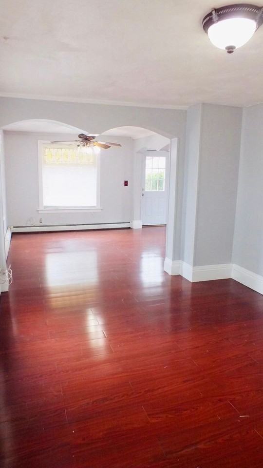 46 Mary St - Photo 2 of 8