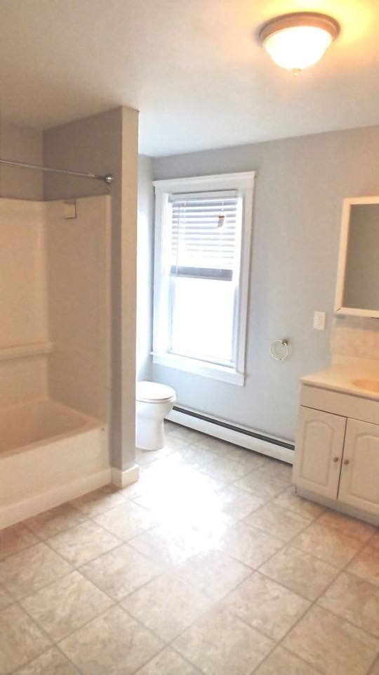 46 Mary St - Photo 4 of 8