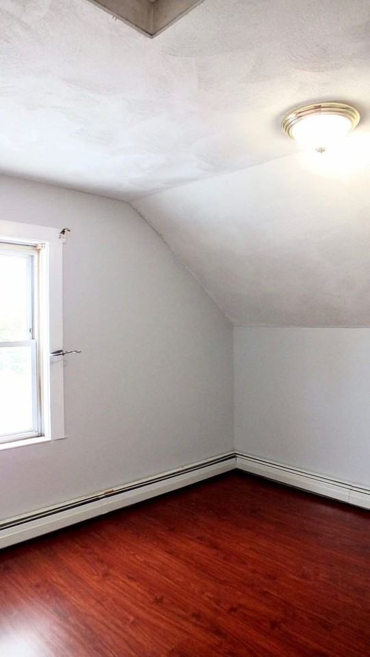 46 Mary St - Photo 5 of 8