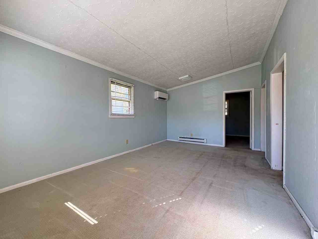 315 Snider St - Photo 2 of 12