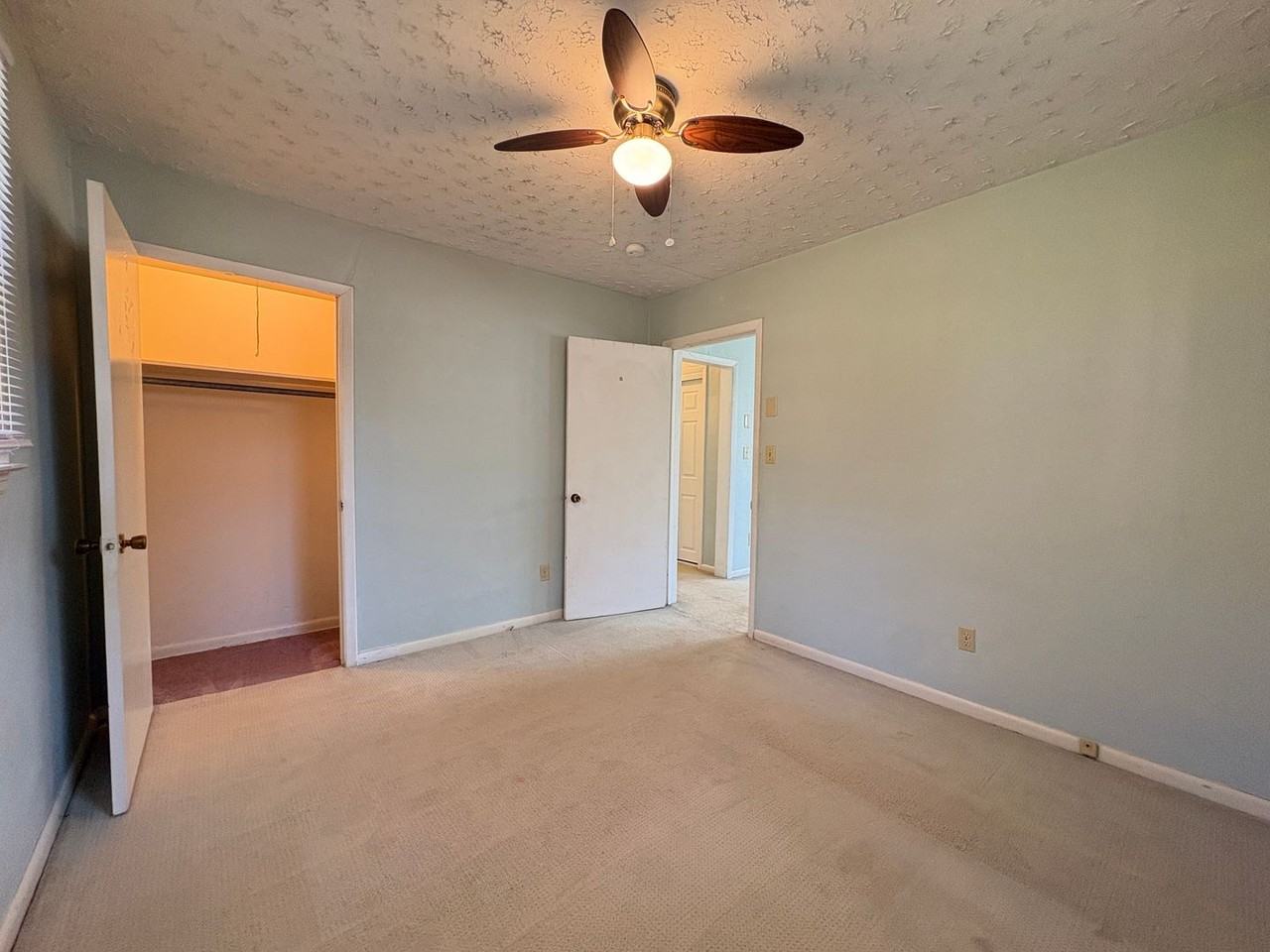 315 Snider St - Photo 7 of 12