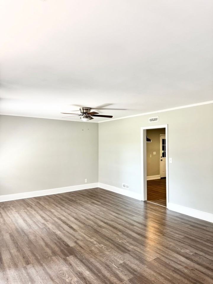 2783 Brevard Ave - Photo 5 of 19