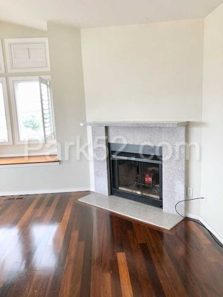 4621 N Mullen St - Photo 7 of 18