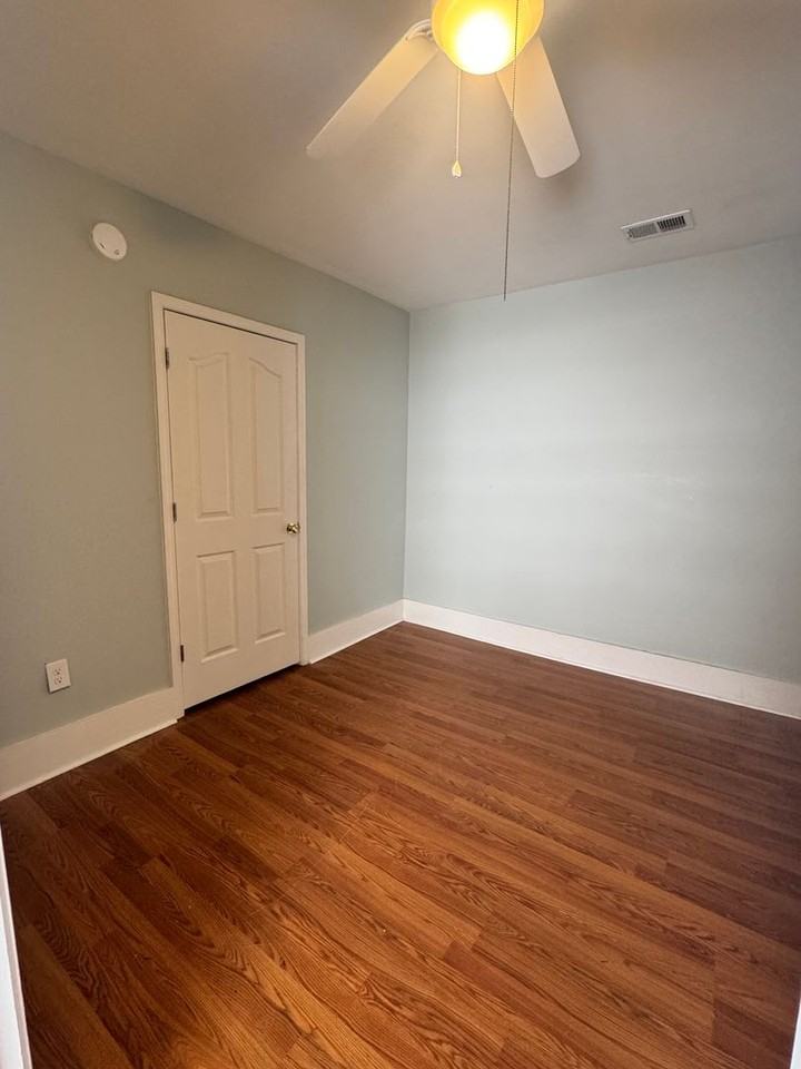 1011 Payne St - Photo 5 of 6