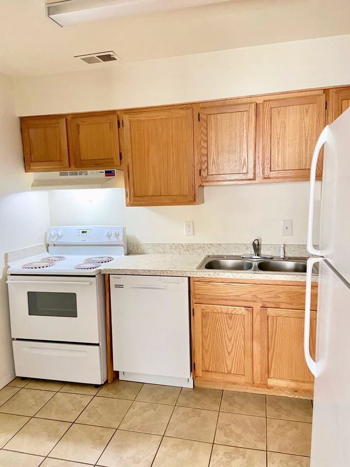 6581 Stoney Pt S - Photo 3 of 20