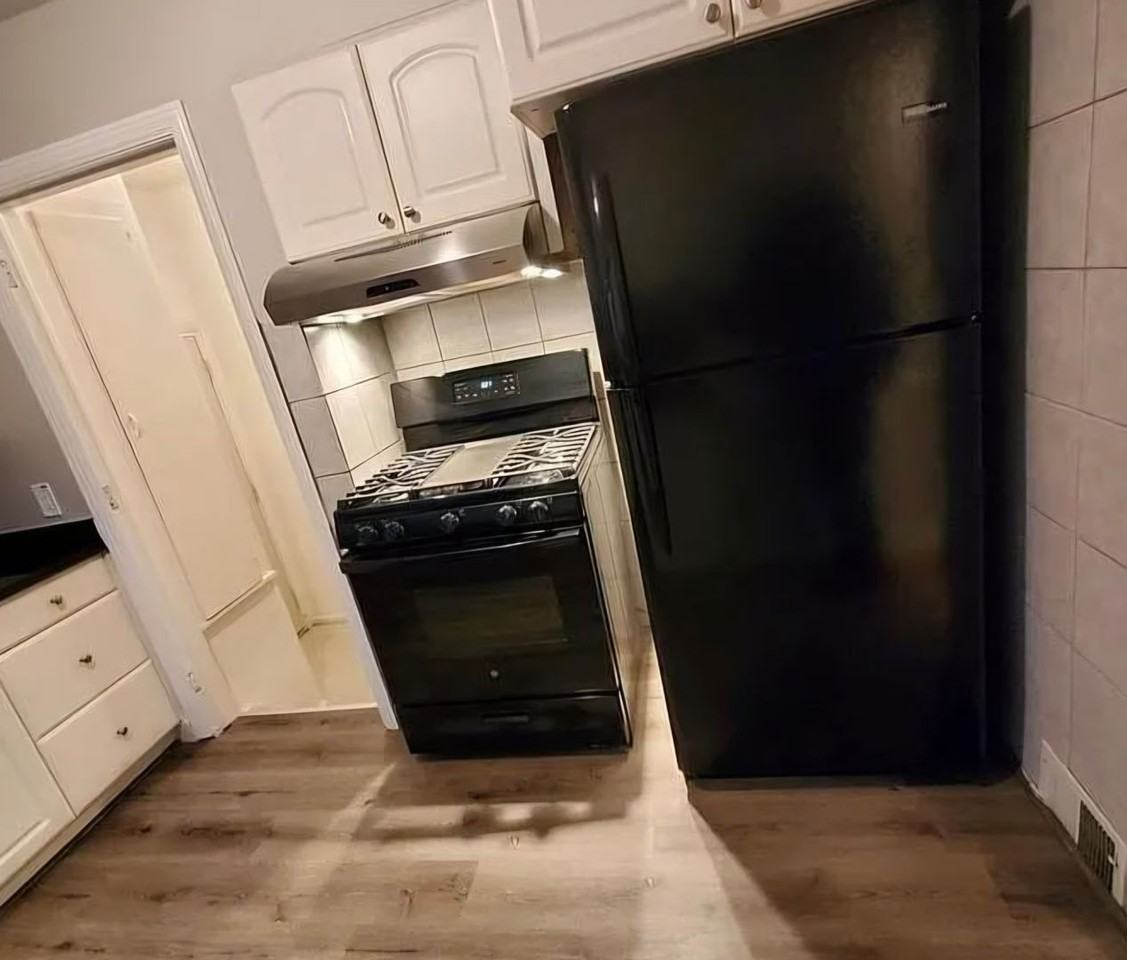 23851 Scotia Rd - Photo 5 of 15