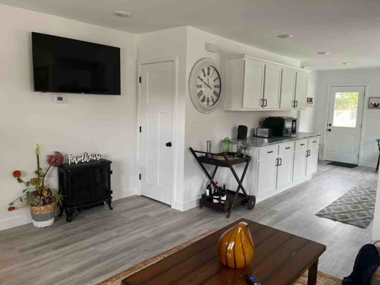 1002 W Broadway - Photo 6 of 19