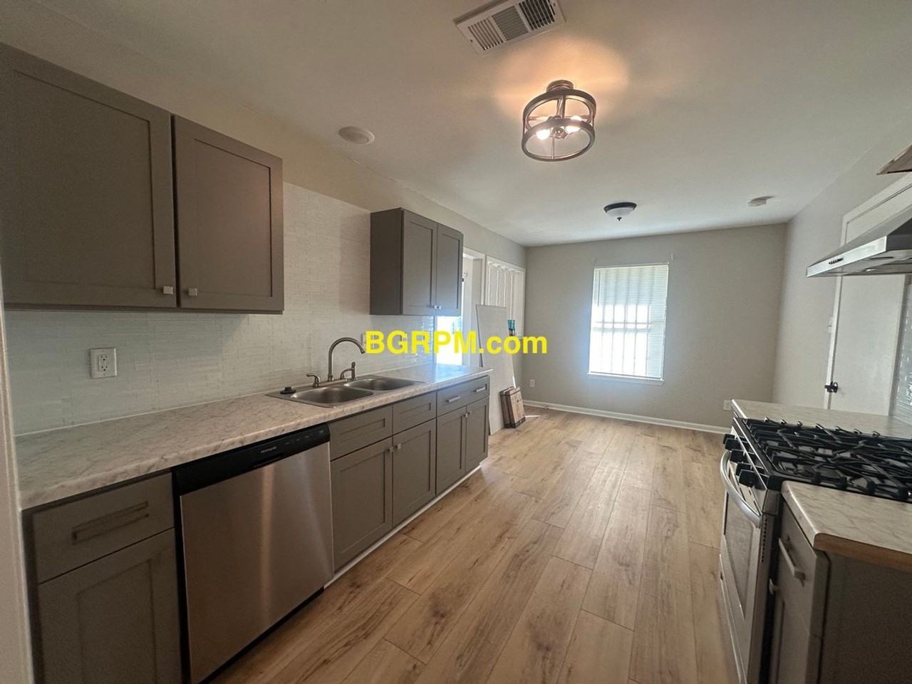 9 Bradburn Rd - Photo 4 of 12