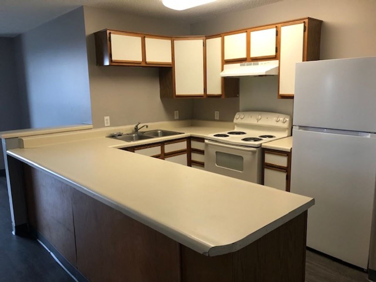 Bishop's Block Apartments - Photo 6 of 17