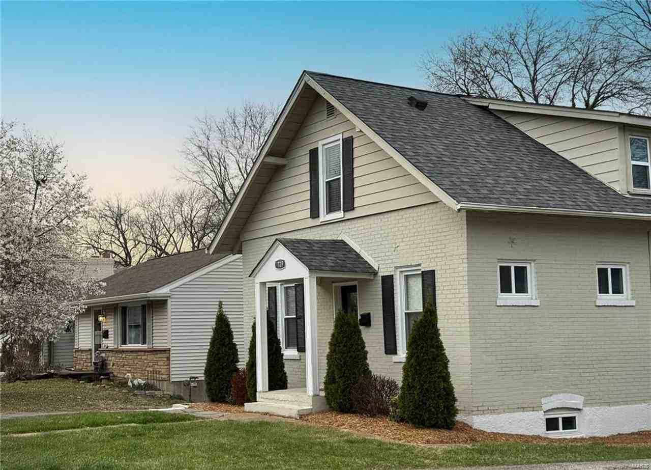 729 Luckystone Ave - Photo 2 of 27