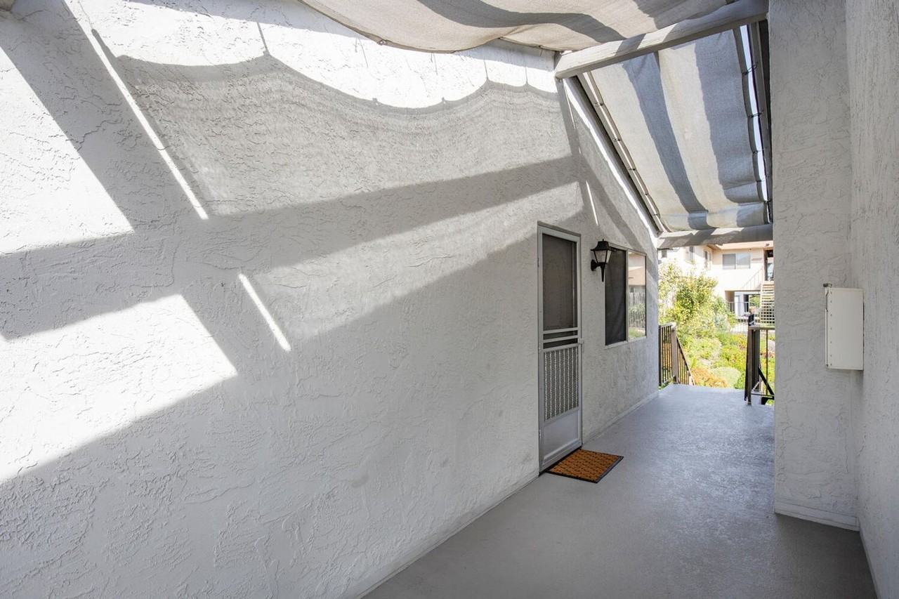 2179 Via Robles - Photo 4 of 25