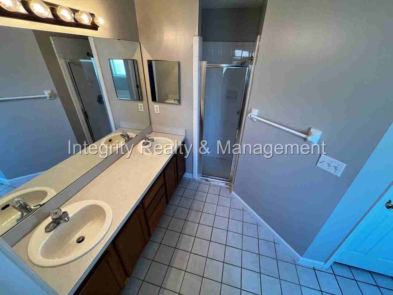 3285 Avalon Dr - Photo 4 of 14