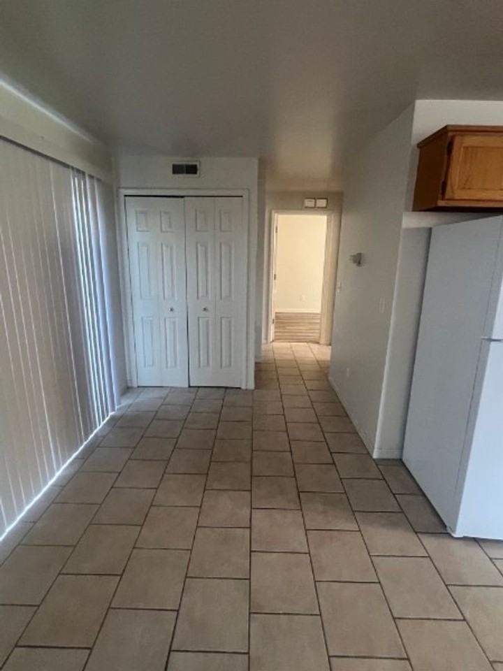 16551 E 12 Mile Rd - Photo 2 of 8