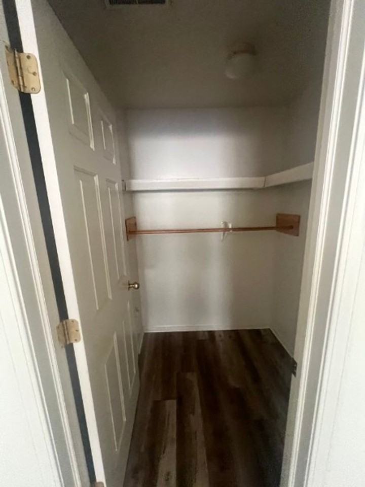 16551 E 12 Mile Rd - Photo 7 of 8